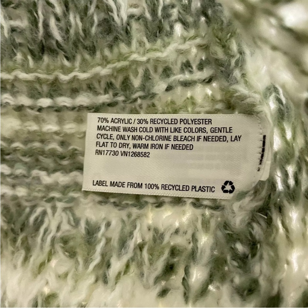 Universal Thread Women's XS Green&White Chunky Knit Soft Rolled Hem Boxy Sweater - Picture 10 of 10